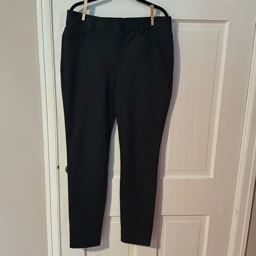 DKNY Jeans Women's Black Dress Pants Size Medium Stretchy